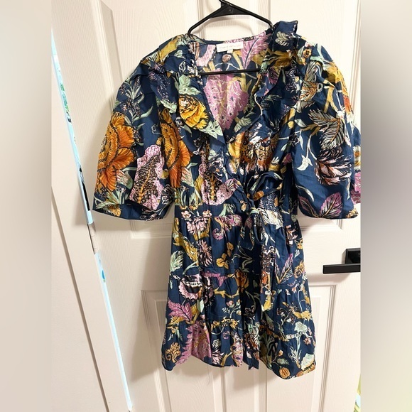 House of Harlow 1960 Dresses & Skirts - House of Harlow 1960 Floral Tropical Print Navy Blue Puff Sleeve Wrap Dress L
